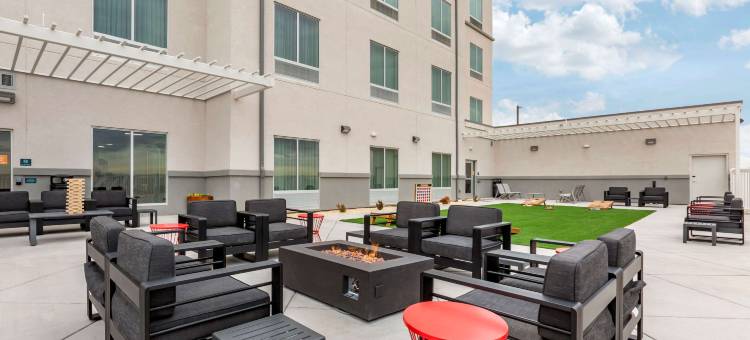 梅恩斯特套房酒店卡尔斯巴德南部(MainStay Suites Carlsbad South)图片