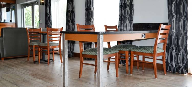 鲍灵格林北贝斯特韦斯特SureStay酒店(SureStay Hotel by Best Western Bowling Green North)图片