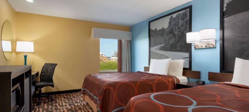 奥利夫布兰奇温德姆速 8 酒店(Hometown Place)图片