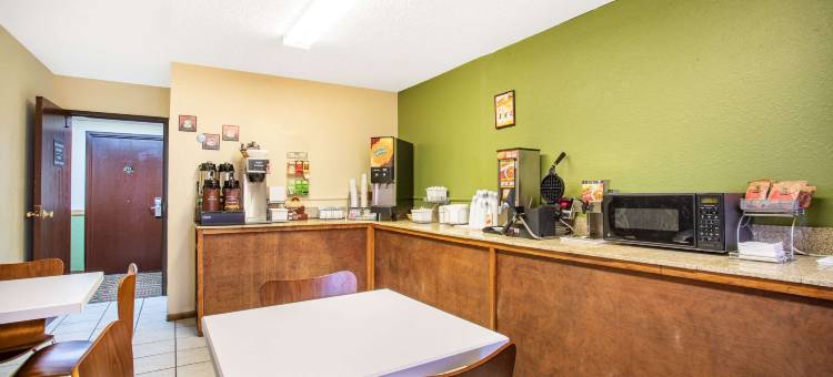 克雷格温德姆速8酒店(Super 8 by Wyndham Craig)图片