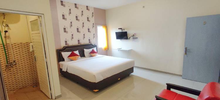 三宝垄阿尤宁清真宾馆-红门酒店合作(Ayuning Guest House Syariah Semarang Mitra RedDoorz)图片