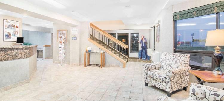 米切尔东南戴斯酒店(Days Inn by Wyndham Mitchell SD)图片