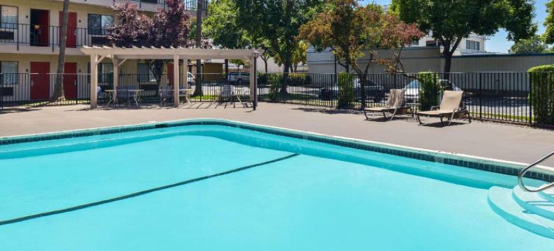 兰乔科尔多瓦旅馆(Rancho Cordova Inn)图片