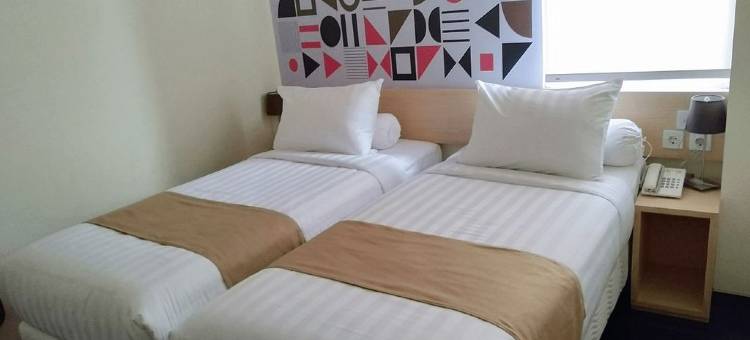 科迪里前一旅馆(Front One Inn Kediri)图片