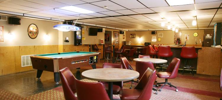 奥马哈西南温德姆速8酒店(The Inn&Suites SW Omaha)图片