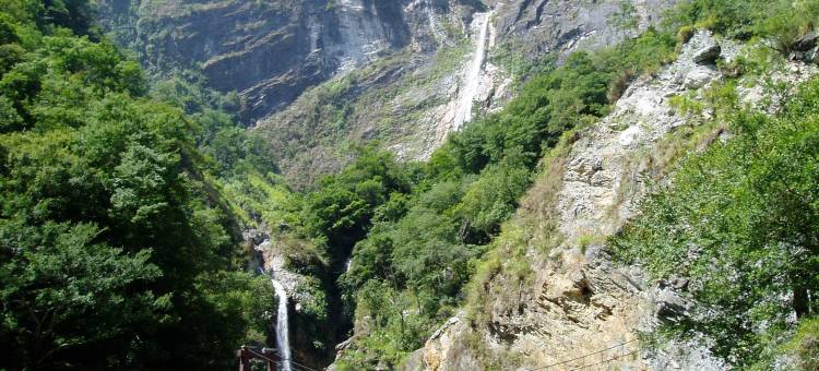 太鲁阁天祥青年活动中心图片