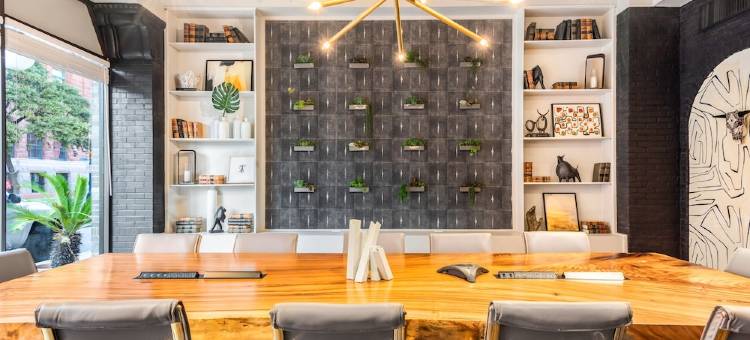 里弗沃克广场酒店(Riverwalk Plaza)图片