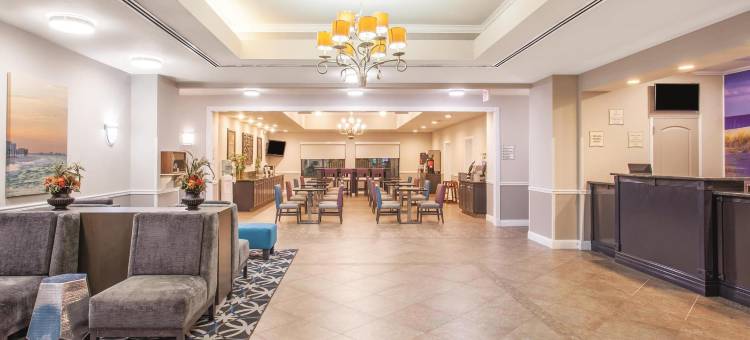 沃尔顿堡滩拉昆塔温德姆套房酒店(La Quinta Inn & Suites by Wyndham Fort Walton Beach)图片