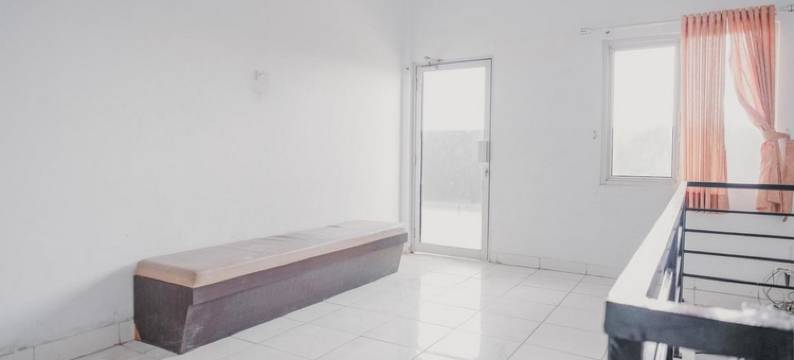 红多兹酒店-楠榜哈雅姆沃鲁克街2号(RedDoorz @ Jalan Hayam Wuruk Lampung 2)图片