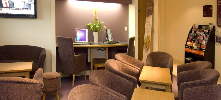 普瑞米尔曼彻斯特机场酒店(Premier Inn Manchester Airport (M56/J6) Runger Lane South)图片
