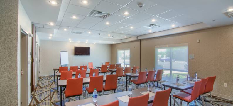 莫比尔大学区智选假日套房酒店(Holiday Inn Express & Suites MOBILE - UNIVERSITY AREA by IHG)图片