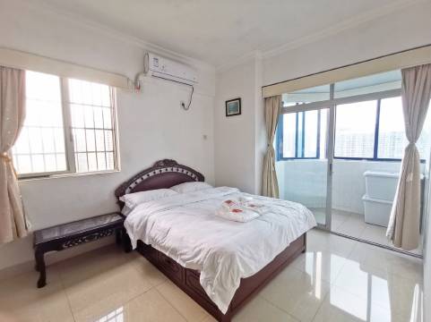 幸福的毛毛雨公寓(寺右二横路分店)