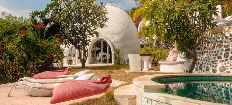 龙目岛蒙提吉湾穹顶别墅(Mentigi Bay Dome Villas)图片