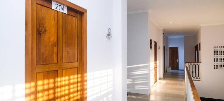 红门酒店·乌尔班景观·清真洛吉阿鲁姆·克拉滕站(Urbanview Syariah Loji Arum Stasiun Klaten by RedDoorz)图片