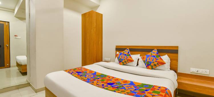 Fabhotel 哈皮内克斯酒店(FabHotel Happinex)图片