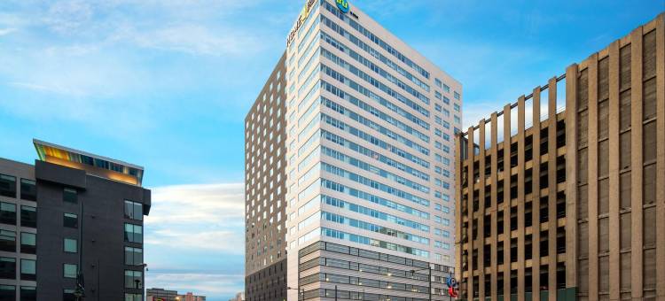 丹佛希尔顿Tru酒店(Tru by Hilton Denver Downtown Convention Center)图片