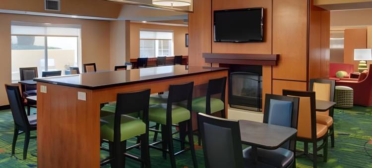 西雅图贝尔维尤 - 雷德蒙德万枫酒店(Fairfield Inn & Suites Seattle Bellevue/Redmond)图片