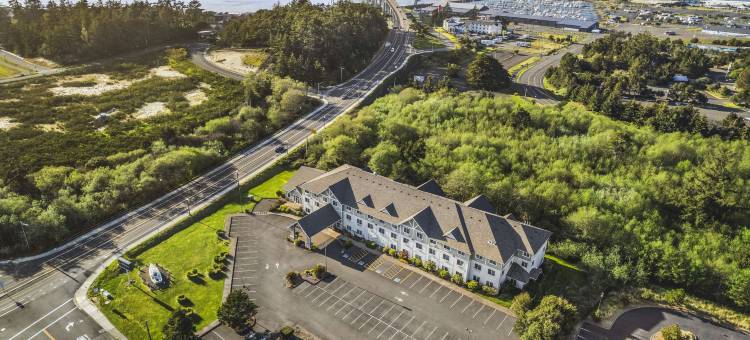 纽波特拉昆塔温德姆套房酒店(La Quinta Inn & Suites by Wyndham Newport)图片