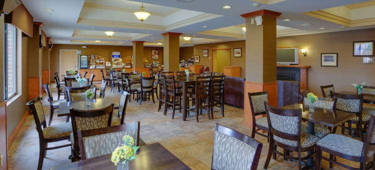 Holiday Inn Express 查尔斯镇(Holiday Inn Express Charles Town)图片