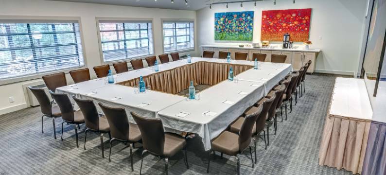 惠斯勒李斯特尔酒店(Listel Whistler, a Coast Hotel)图片