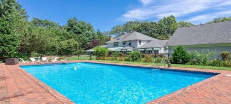 Long Island Estate with Heated Pool 1 Hr from Manhattan图片