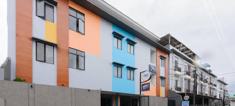 桑斯酒店·麦克斯生活-珍加连(Sans Hotel Max Living Cengkareng)图片