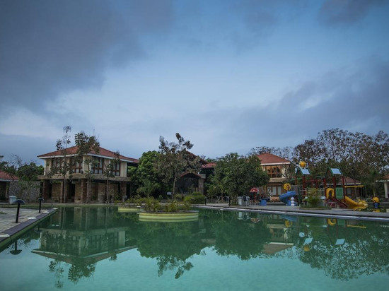 埃斯瑟尔度假村酒店