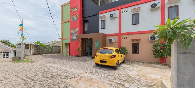 RedDoorz @ Kubu Selem Palapa图片