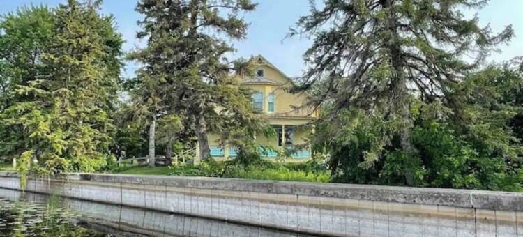 Rivers Edge Victorian Inn图片