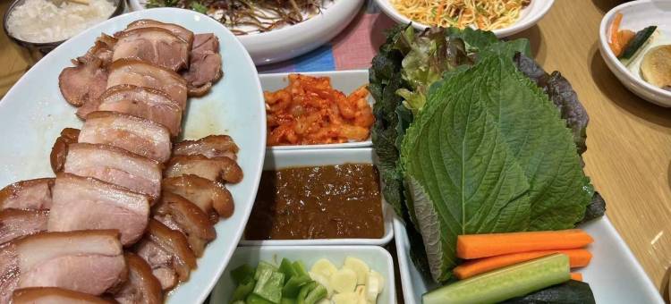望三国醉美珲春(2楼)民宿(口岸大路1号分店)图片