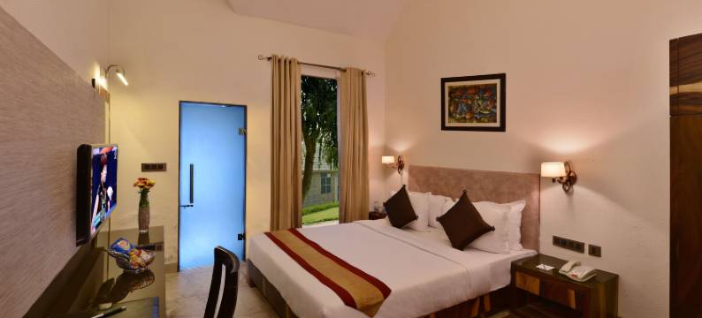 加瓦丹西拉达布里吉瓦顺塔拉水疗度假村(Shri Radha Brij Vasundhara Resort & Spa)图片