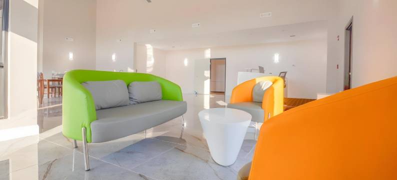 皇家旅馆及套房(Royal Inn & Suites)图片