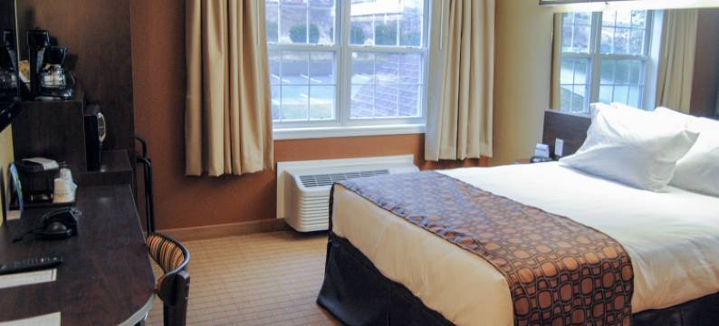 矿泉井城-帕克斯堡麦客达套房酒店(Microtel Inn & Suites by Wyndham Mineral Wells/Parkersburg)图片