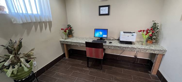 肯尼迪机场凯富套房酒店(Travelodge by Wyndham Ozone Park)图片