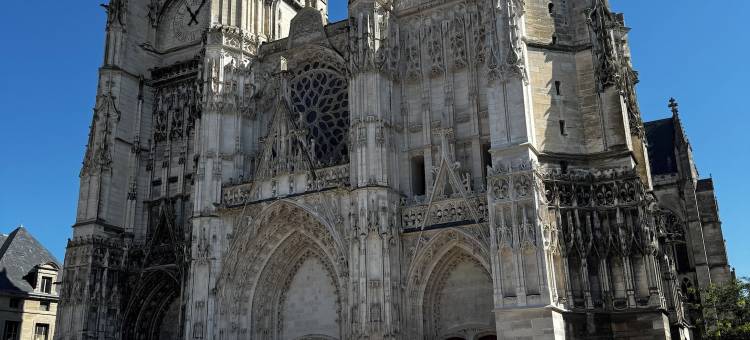 魅力帕约洛 超级中心(Le Charmant Paillot Hyper Centre classé)图片