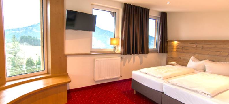 伯格特洛尔酒店(Berghoteltirol)图片