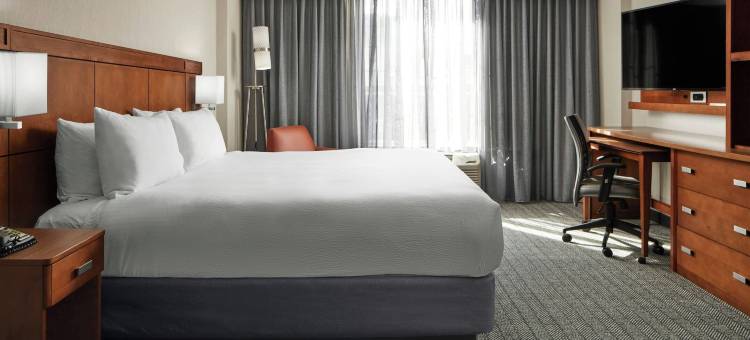 夏洛茨维尔大学医学中心万怡酒店(Courtyard Charlottesville - University Medical Center)图片