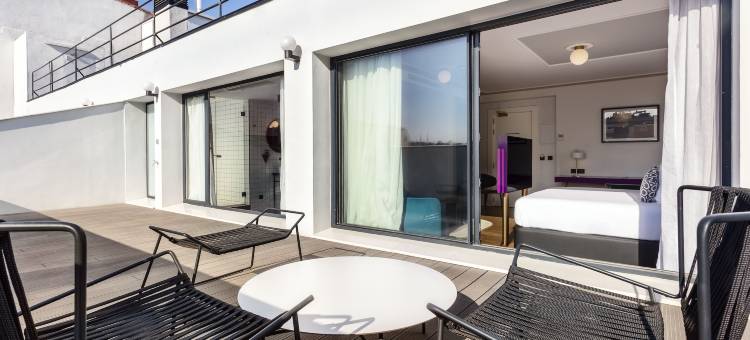 One Shot 富尔图尼(One Shot Fortuny)图片