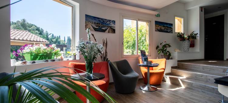 里克特海滨酒店(Hôtel Corniche du Liouquet)图片