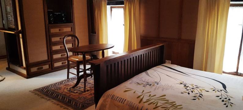 拉尚布尔拉特里奇旅馆(La Chambre la Tricherie)图片