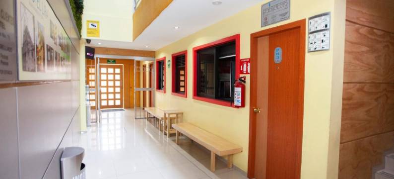 里拉酒店 - 限成人(Hotel Lira - Sólo Adultos)图片