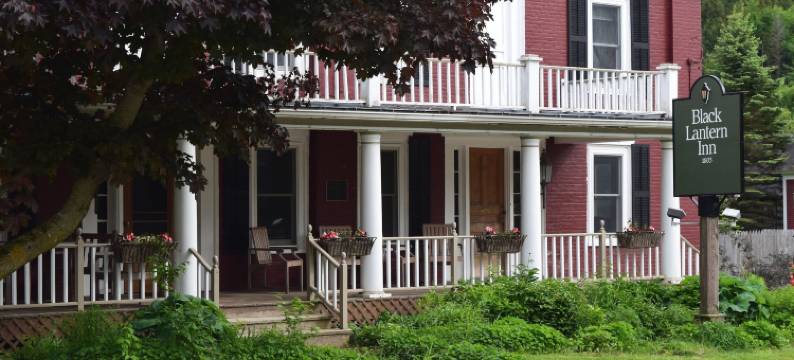 黑灯笼旅馆(Black Lantern Inn)图片