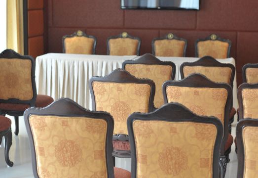 Siam Paradise Entertainment Complex Hotel Overview