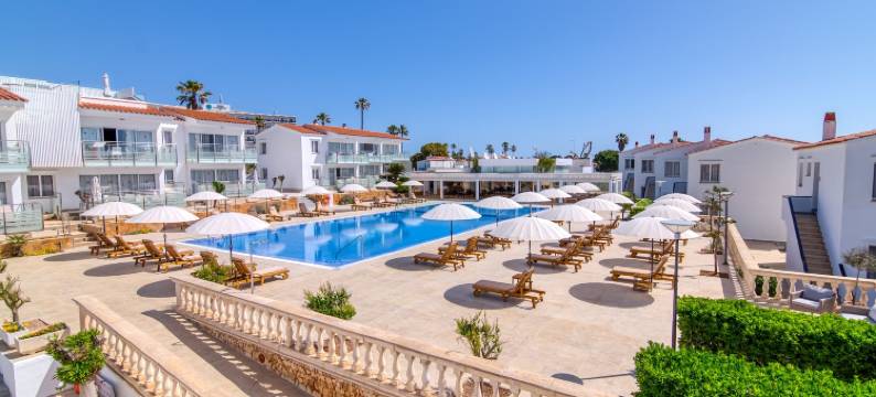 梅诺卡纳兰霍斯度假村(Naranjos Resort Menorca)图片