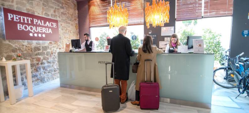 珀蒂宫博克里亚花园酒店(Petit Palace Boqueria Garden)图片