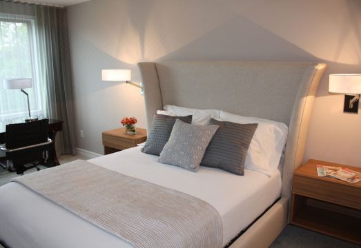 Erik's Retreat Hotel Overview