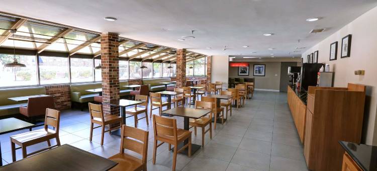 夏洛特I-85机场丽怡酒店(Country Inn & Suites by Radisson, Charlotte I-85 Airport, NC)图片