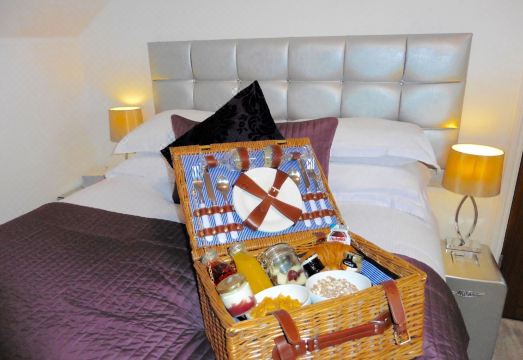 Brighton Inn Boutique Guest Accommodation Hotel Overview