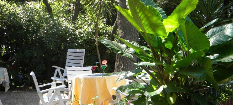 罗萨德尔提兰诺酒店(Hotel Rosa Del Tirreno)图片