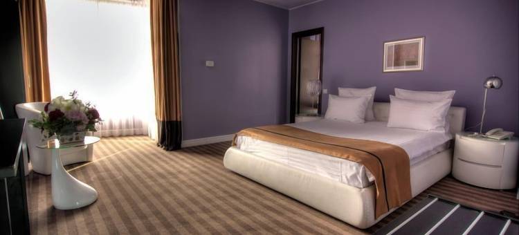 杜姆布瓦维酒店(Hotel Dumbrava)图片